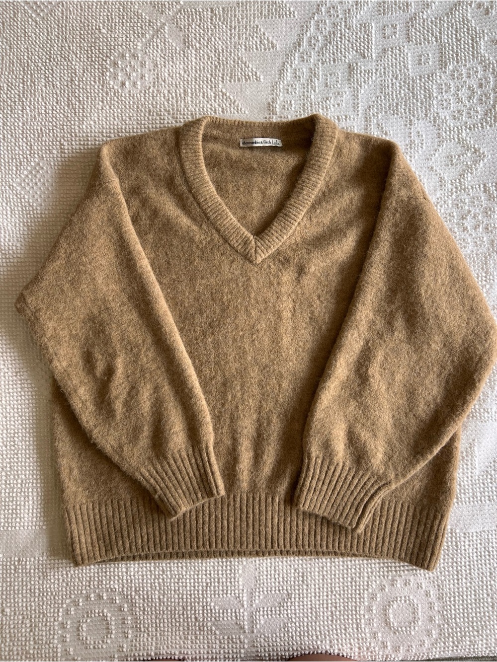 Abercrombie & Fitch Camel V‑Neck Wool Sweater
